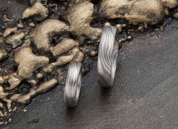 Mokume Gane Ringe mit zwei Sternen innen Rotgold 917 Palladium Schneesilber Krüger Rand